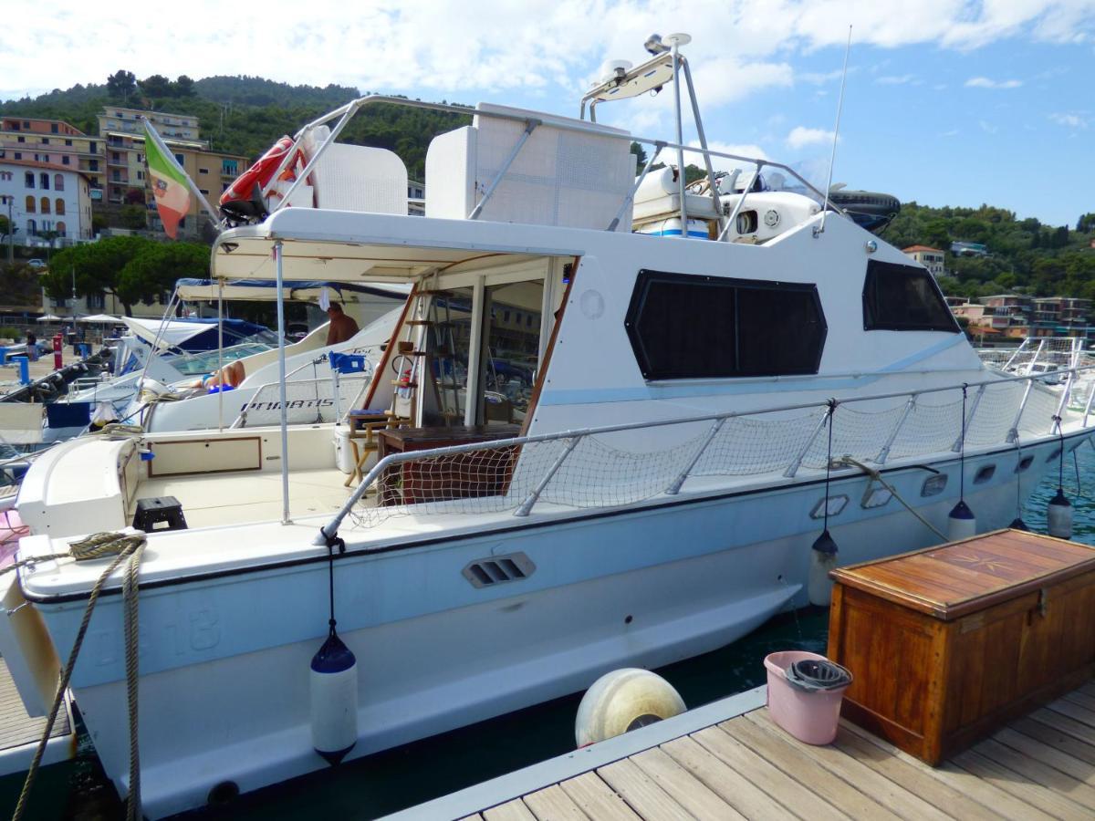 Yachtannablu 호텔 포르토베네레 외부 사진